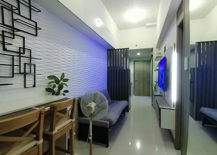 Penthouse Unit At Coast Residences Walking To Picc/star Manila