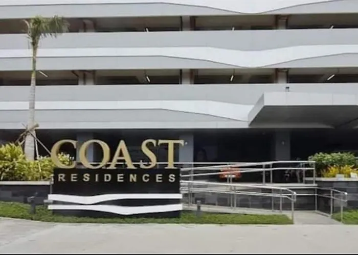 Apartment Penthouse Unit At Coast Residences Walking To Picc/star